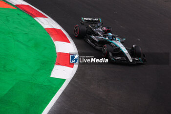 26/10/2024 - 63 RUSSELL George (gbr), Mercedes AMG F1 Team W15, action during the Formula 1 Gran Premio de la Ciudad de Mexico 2024, 20th round of the 2024 Formula One World Championship from October 25 to 27, 2024 on the Autodromo Hermanos Rodriguez, in Mexico City, Mexico - F1 - MEXICO CITY GRAND PRIX 2024 - FORMULA 1 - MOTORI