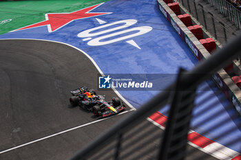 26/10/2024 - 01 VERSTAPPEN Max (nld), Red Bull Racing RB20, action during the Formula 1 Gran Premio de la Ciudad de Mexico 2024, 20th round of the 2024 Formula One World Championship from October 25 to 27, 2024 on the Autodromo Hermanos Rodriguez, in Mexico City, Mexico - F1 - MEXICO CITY GRAND PRIX 2024 - FORMULA 1 - MOTORI