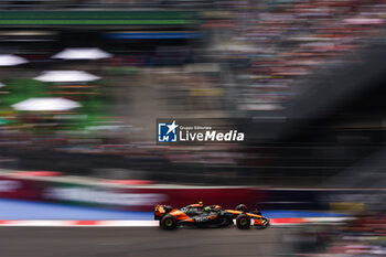 26/10/2024 - 04 NORRIS Lando (gbr), McLaren F1 Team MCL38, action during the Formula 1 Gran Premio de la Ciudad de Mexico 2024, 20th round of the 2024 Formula One World Championship from October 25 to 27, 2024 on the Autodromo Hermanos Rodriguez, in Mexico City, Mexico - F1 - MEXICO CITY GRAND PRIX 2024 - FORMULA 1 - MOTORI