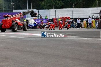 26/10/2024 - TSUNODA Yuki (jap), Visa Cash App RB F1 Team VCARB 01, portrait crash, accident, during the Formula 1 Gran Premio de la Ciudad de Mexico 2024, 20th round of the 2024 Formula One World Championship from October 25 to 27, 2024 on the Autodromo Hermanos Rodriguez, in Mexico City, Mexico - F1 - MEXICO CITY GRAND PRIX 2024 - FORMULA 1 - MOTORI