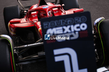 27/10/2024 - SAINZ Carlos (spa), Scuderia Ferrari SF-24, portrait during the Formula 1 Gran Premio de la Ciudad de Mexico 2024, 20th round of the 2024 Formula One World Championship from October 25 to 27, 2024 on the Autodromo Hermanos Rodriguez, in Mexico City, Mexico - F1 - MEXICO CITY GRAND PRIX 2024 - FORMULA 1 - MOTORI