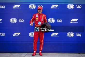 27/10/2024 - SAINZ Carlos (spa), Scuderia Ferrari SF-24, portrait during the Formula 1 Gran Premio de la Ciudad de Mexico 2024, 20th round of the 2024 Formula One World Championship from October 25 to 27, 2024 on the Autodromo Hermanos Rodriguez, in Mexico City, Mexico - F1 - MEXICO CITY GRAND PRIX 2024 - FORMULA 1 - MOTORI