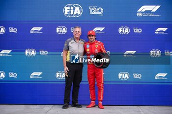 27/10/2024 - SAINZ Carlos (spa), Scuderia Ferrari SF-24, portrait and ISOLA Mario (ita), Motorsport Racing Manager of Pirelli, portrait during the Formula 1 Gran Premio de la Ciudad de Mexico 2024, 20th round of the 2024 Formula One World Championship from October 25 to 27, 2024 on the Autodromo Hermanos Rodriguez, in Mexico City, Mexico - F1 - MEXICO CITY GRAND PRIX 2024 - FORMULA 1 - MOTORI