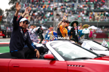 27/10/2024 - PIASTRI Oscar (aus), McLaren F1 Team MCL38, portrait and NORRIS Lando (gbr), McLaren F1 Team MCL38, portrait during the Formula 1 Gran Premio de la Ciudad de Mexico 2024, 20th round of the 2024 Formula One World Championship from October 25 to 27, 2024 on the Autodromo Hermanos Rodriguez, in Mexico City, Mexico - F1 - MEXICO CITY GRAND PRIX 2024 - FORMULA 1 - MOTORI