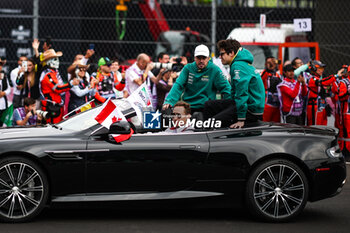 27/10/2024 - ALONSO Fernando (spa), Aston Martin F1 Team AMR24, portrait and STROLL Lance (can), Aston Martin F1 Team AMR24, portrait during the Formula 1 Gran Premio de la Ciudad de Mexico 2024, 20th round of the 2024 Formula One World Championship from October 25 to 27, 2024 on the Autodromo Hermanos Rodriguez, in Mexico City, Mexico - F1 - MEXICO CITY GRAND PRIX 2024 - FORMULA 1 - MOTORI