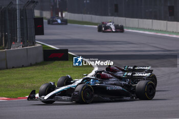 27/10/2024 - 63 RUSSELL George (gbr), Mercedes AMG F1 Team W15, 44 HAMILTON Lewis (gbr), Mercedes AMG F1 Team W15, action during the Formula 1 Gran Premio de la Ciudad de Mexico 2024, 20th round of the 2024 Formula One World Championship from October 25 to 27, 2024 on the Autodromo Hermanos Rodriguez, in Mexico City, Mexico - F1 - MEXICO CITY GRAND PRIX 2024 - FORMULA 1 - MOTORI