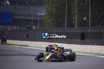 27/10/2024 - 01 VERSTAPPEN Max (nld), Red Bull Racing RB20, action during the Formula 1 Gran Premio de la Ciudad de Mexico 2024, 20th round of the 2024 Formula One World Championship from October 25 to 27, 2024 on the Autodromo Hermanos Rodriguez, in Mexico City, Mexico - F1 - MEXICO CITY GRAND PRIX 2024 - FORMULA 1 - MOTORI