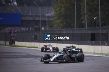 27/10/2024 - 63 RUSSELL George (gbr), Mercedes AMG F1 Team W15, action during the Formula 1 Gran Premio de la Ciudad de Mexico 2024, 20th round of the 2024 Formula One World Championship from October 25 to 27, 2024 on the Autodromo Hermanos Rodriguez, in Mexico City, Mexico - F1 - MEXICO CITY GRAND PRIX 2024 - FORMULA 1 - MOTORI