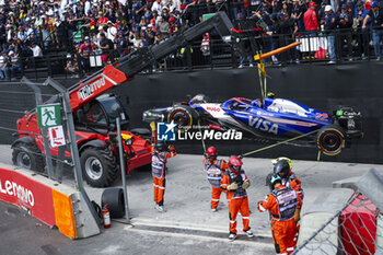 27/10/2024 - 22 TSUNODA Yuki (jap), Visa Cash App RB F1 Team VCARB 01, after his crash at the start during the Formula 1 Gran Premio de la Ciudad de Mexico 2024, 20th round of the 2024 Formula One World Championship from October 25 to 27, 2024 on the Autodromo Hermanos Rodriguez, in Mexico City, Mexico - F1 - MEXICO CITY GRAND PRIX 2024 - FORMULA 1 - MOTORI