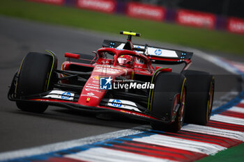 27/10/2024 - 55 SAINZ Carlos (spa), Scuderia Ferrari SF-24, action during the Formula 1 Gran Premio de la Ciudad de Mexico 2024, 20th round of the 2024 Formula One World Championship from October 25 to 27, 2024 on the Autodromo Hermanos Rodriguez, in Mexico City, Mexico - F1 - MEXICO CITY GRAND PRIX 2024 - FORMULA 1 - MOTORI