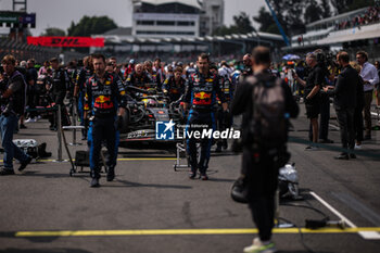 27/10/2024 - VERSTAPPEN Max (ned), Red Bull Racing RB20, portrait during the Formula 1 Gran Premio de la Ciudad de Mexico 2024, 20th round of the 2024 Formula One World Championship from October 25 to 27, 2024 on the Autodromo Hermanos Rodriguez, in Mexico City, Mexico - F1 - MEXICO CITY GRAND PRIX 2024 - FORMULA 1 - MOTORI