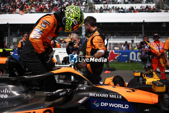 27/10/2024 - NORRIS Lando (gbr), McLaren F1 Team MCL38, portrait during the Formula 1 Gran Premio de la Ciudad de Mexico 2024, 20th round of the 2024 Formula One World Championship from October 25 to 27, 2024 on the Autodromo Hermanos Rodriguez, in Mexico City, Mexico - F1 - MEXICO CITY GRAND PRIX 2024 - FORMULA 1 - MOTORI