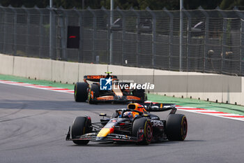 27/10/2024 - 01 VERSTAPPEN Max (nld), Red Bull Racing RB20, action and 04 NORRIS Lando (gbr), McLaren F1 Team MCL38, action during the Formula 1 Gran Premio de la Ciudad de Mexico 2024, 20th round of the 2024 Formula One World Championship from October 25 to 27, 2024 on the Autodromo Hermanos Rodriguez, in Mexico City, Mexico - F1 - MEXICO CITY GRAND PRIX 2024 - FORMULA 1 - MOTORI