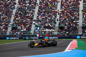 27/10/2024 - 11 PEREZ Sergio (mex), Red Bull Racing RB20, action during the Formula 1 Gran Premio de la Ciudad de Mexico 2024, 20th round of the 2024 Formula One World Championship from October 25 to 27, 2024 on the Autodromo Hermanos Rodriguez, in Mexico City, Mexico - F1 - MEXICO CITY GRAND PRIX 2024 - FORMULA 1 - MOTORI