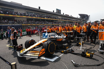 27/10/2024 - 04 NORRIS Lando (gbr), McLaren F1 Team MCL38, starting grid during the Formula 1 Gran Premio de la Ciudad de Mexico 2024, 20th round of the 2024 Formula One World Championship from October 25 to 27, 2024 on the Autodromo Hermanos Rodriguez, in Mexico City, Mexico - F1 - MEXICO CITY GRAND PRIX 2024 - FORMULA 1 - MOTORI