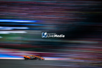 27/10/2024 - 04 NORRIS Lando (gbr), McLaren F1 Team MCL38, action during the Formula 1 Gran Premio de la Ciudad de Mexico 2024, 20th round of the 2024 Formula One World Championship from October 25 to 27, 2024 on the Autodromo Hermanos Rodriguez, in Mexico City, Mexico - F1 - MEXICO CITY GRAND PRIX 2024 - FORMULA 1 - MOTORI