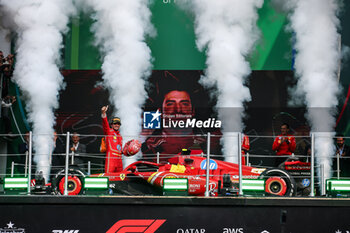 2024-10-28 - SAINZ Carlos (spa), Scuderia Ferrari SF-24, portrait podium celebration during the Formula 1 Gran Premio de la Ciudad de Mexico during the Formula 1 Gran Premio de la Ciudad de Mexico 2024, 20th round of the 2024 Formula One World Championship from October 25 to 27, 2024 on the Autodromo Hermanos Rodriguez, in Mexico City, Mexico - F1 - MEXICO CITY GRAND PRIX 2024 - FORMULA 1 - MOTORS