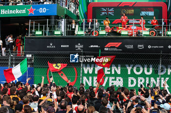 2024-10-28 - NORRIS Lando (gbr), McLaren F1 Team MCL38, portrait, LECLERC Charles (mco), Scuderia Ferrari SF-24, portrait and SAINZ Carlos (spa), Scuderia Ferrari SF-24, portrait podium celebration during the Formula 1 Gran Premio de la Ciudad de Mexico during the Formula 1 Gran Premio de la Ciudad de Mexico 2024, 20th round of the 2024 Formula One World Championship from October 25 to 27, 2024 on the Autodromo Hermanos Rodriguez, in Mexico City, Mexico - F1 - MEXICO CITY GRAND PRIX 2024 - FORMULA 1 - MOTORS