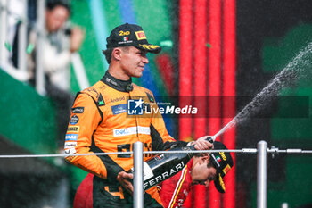 2024-10-28 - NORRIS Lando (gbr), McLaren F1 Team MCL38, portrait podium during the Formula 1 Gran Premio de la Ciudad de Mexico 2024, 20th round of the 2024 Formula One World Championship from October 25 to 27, 2024 on the Autodromo Hermanos Rodriguez, in Mexico City, Mexico - F1 - MEXICO CITY GRAND PRIX 2024 - FORMULA 1 - MOTORS