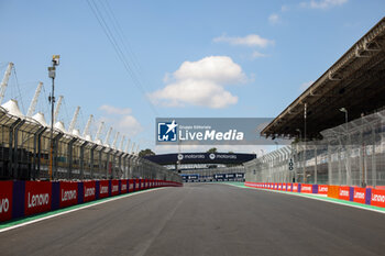 31/10/2024 - Autodromo do Interlagos main straight atmosphere during the Formula 1 Grande Premio de Sao Paulo 2024, 21th round of the 2024 Formula One World Championship from November 1 to 3, 2024 on the Interlagos Circuit, in Sao Paulo, Brazil - F1 - SAO PAULO GRAND PRIX 2024 - FORMULA 1 - MOTORI