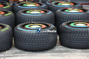 31/10/2024 - Pirelli tyres, pneus, tyre, pneu, rain, pluie, during the Formula 1 Grande Premio de Sao Paulo 2024, 21th round of the 2024 Formula One World Championship from November 1 to 3, 2024 on the Interlagos Circuit, in Sao Paulo, Brazil - F1 - SAO PAULO GRAND PRIX 2024 - FORMULA 1 - MOTORI