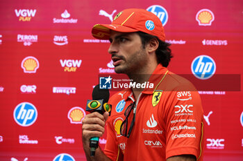 31/10/2024 - SAINZ Carlos (spa), Scuderia Ferrari SF-24, portrait during the Formula 1 Grande Premio de Sao Paulo 2024, 21th round of the 2024 Formula One World Championship from November 1 to 3, 2024 on the Interlagos Circuit, in Sao Paulo, Brazil - F1 - SAO PAULO GRAND PRIX 2024 - FORMULA 1 - MOTORI