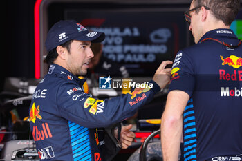 31/10/2024 - PEREZ Sergio (mex), Red Bull Racing RB20, portrait during the Formula 1 Grande Premio de Sao Paulo 2024, 21th round of the 2024 Formula One World Championship from November 1 to 3, 2024 on the Interlagos Circuit, in Sao Paulo, Brazil - F1 - SAO PAULO GRAND PRIX 2024 - FORMULA 1 - MOTORI