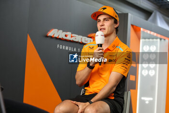 31/10/2024 - PIASTRI Oscar (aus), McLaren F1 Team MCL38, portrait during the Formula 1 Grande Premio de Sao Paulo 2024, 21th round of the 2024 Formula One World Championship from November 1 to 3, 2024 on the Interlagos Circuit, in Sao Paulo, Brazil - F1 - SAO PAULO GRAND PRIX 2024 - FORMULA 1 - MOTORI