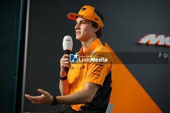 31/10/2024 - PIASTRI Oscar (aus), McLaren F1 Team MCL38, portrait during the Formula 1 Grande Premio de Sao Paulo 2024, 21th round of the 2024 Formula One World Championship from November 1 to 3, 2024 on the Interlagos Circuit, in Sao Paulo, Brazil - F1 - SAO PAULO GRAND PRIX 2024 - FORMULA 1 - MOTORI