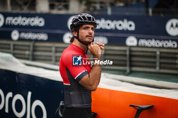 31/10/2024 - SAINZ Carlos (spa), Scuderia Ferrari SF-24, portrait during the Formula 1 Grande Premio de Sao Paulo 2024, 21th round of the 2024 Formula One World Championship from November 1 to 3, 2024 on the Interlagos Circuit, in Sao Paulo, Brazil - F1 - SAO PAULO GRAND PRIX 2024 - FORMULA 1 - MOTORI