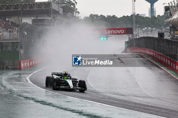 02/11/2024 - Lewis Hamilton (GBR) - Mercedes-AMG PETRONAS F1 Team - Mercedes W15 - Mercedes E Performance  during Qualify session of the Formula 1 Lenovo Grande Premio de Sao Paulo 2024, scheduled to take place at Interlagos Circuit, San Paolo, Brasil, BRA  Nov 1st-3rd, 2024 - FORMULA 1 LENOVO GRANDE PREMIO DE SAO PAULO 2024 - QUALIFYING - FORMULA 1 - MOTORI