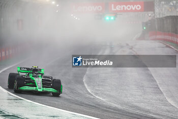 02/11/2024 - Zhou Guanyu (CHN) - Stake F1 Team Kick Sauber - Sauber C44 - Ferrariduring Qualify session of the Formula 1 Lenovo Grande Premio de Sao Paulo 2024, scheduled to take place at Interlagos Circuit, San Paolo, Brasil, BRA  Nov 1st-3rd, 2024 - FORMULA 1 LENOVO GRANDE PREMIO DE SAO PAULO 2024 - QUALIFYING - FORMULA 1 - MOTORI