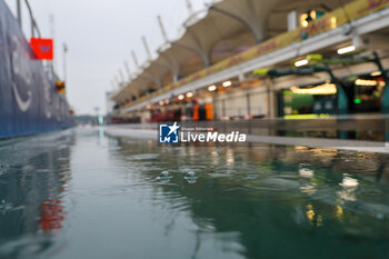 02/11/2024 - water in pitlane  during Qualify session of the Formula 1 Lenovo Grande Premio de Sao Paulo 2024, scheduled to take place at Interlagos Circuit, San Paolo, Brasil, BRA  Nov 1st-3rd, 2024 - FORMULA 1 LENOVO GRANDE PREMIO DE SAO PAULO 2024 - QUALIFYING - FORMULA 1 - MOTORI