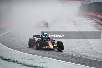 02/11/2024 - Max Verstappen (NED) - Oracle Red Bull Racing - Red Bull RB20 - Honda RBPT  during Qualify session of the Formula 1 Lenovo Grande Premio de Sao Paulo 2024, scheduled to take place at Interlagos Circuit, San Paolo, Brasil, BRA  Nov 1st-3rd, 2024 - FORMULA 1 LENOVO GRANDE PREMIO DE SAO PAULO 2024 - QUALIFYING - FORMULA 1 - MOTORI