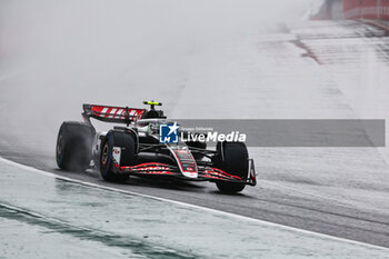 02/11/2024 - Nico Hulkenberg (GER) - MoneyGram Haas F1 Team - Haas VF-24 - Ferrari  during Qualify session of the Formula 1 Lenovo Grande Premio de Sao Paulo 2024, scheduled to take place at Interlagos Circuit, San Paolo, Brasil, BRA  Nov 1st-3rd, 2024 - FORMULA 1 LENOVO GRANDE PREMIO DE SAO PAULO 2024 - QUALIFYING - FORMULA 1 - MOTORI