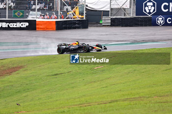 2024-11-03 - Max Verstappen (NED) - Oracle Red Bull Racing - Red Bull RB20 - Honda RBPT  during the Formula 1 Lenovo Grande Premio de Sao Paulo 2024, scheduled to take place at Interlagos Circuit, San Paolo, Brasil, BRA  Nov 1st-3rd, 2024 - FORMULA 1 LENOVO GRANDE PREMIO DE SAO PAULO 2024 - RACE - FORMULA 1 - MOTORS