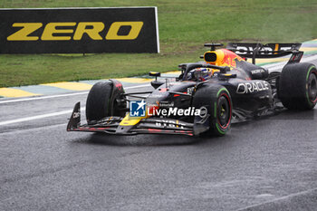 2024-11-03 - Max Verstappen (NED) - Oracle Red Bull Racing - Red Bull RB20 - Honda RBPT during the Formula 1 Lenovo Grande Premio de Sao Paulo 2024, scheduled to take place at Interlagos Circuit, San Paolo, Brasil, BRA  Nov 1st-3rd, 2024 - FORMULA 1 LENOVO GRANDE PREMIO DE SAO PAULO 2024 - RACE - FORMULA 1 - MOTORS