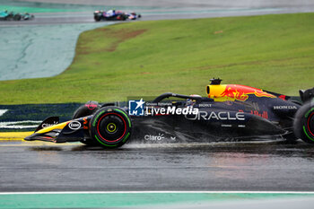 2024-11-03 - Max Verstappen (NED) - Oracle Red Bull Racing - Red Bull RB20 - Honda RBPT during the Formula 1 Lenovo Grande Premio de Sao Paulo 2024, scheduled to take place at Interlagos Circuit, San Paolo, Brasil, BRA  Nov 1st-3rd, 2024 - FORMULA 1 LENOVO GRANDE PREMIO DE SAO PAULO 2024 - RACE - FORMULA 1 - MOTORS