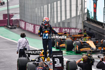 2024-11-03 - Max Verstappen (NED) - Oracle Red Bull Racing - Red Bull RB20 - Honda RBPT winner of the Formula 1 Lenovo Grande Premio de Sao Paulo 2024, scheduled to take place at Interlagos Circuit, San Paolo, Brasil, BRA  Nov 1st-3rd, 2024 - FORMULA 1 LENOVO GRANDE PREMIO DE SAO PAULO 2024 - RACE - FORMULA 1 - MOTORS