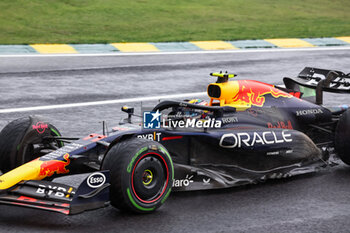 2024-11-03 - Sergio Perez (MEX) - Oracle Red Bull Racing - Red Bull RB20 - Honda RBPT  during the Formula 1 Lenovo Grande Premio de Sao Paulo 2024, scheduled to take place at Interlagos Circuit, San Paolo, Brasil, BRA  Nov 1st-3rd, 2024 - FORMULA 1 LENOVO GRANDE PREMIO DE SAO PAULO 2024 - RACE - FORMULA 1 - MOTORS