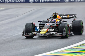 2024-11-03 - Max Verstappen (NED) - Oracle Red Bull Racing - Red Bull RB20 - Honda RBPT  during the Formula 1 Lenovo Grande Premio de Sao Paulo 2024, scheduled to take place at Interlagos Circuit, San Paolo, Brasil, BRA  Nov 1st-3rd, 2024 - FORMULA 1 LENOVO GRANDE PREMIO DE SAO PAULO 2024 - RACE - FORMULA 1 - MOTORS