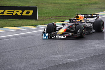 2024-11-03 - Max Verstappen (NED) - Oracle Red Bull Racing - Red Bull RB20 - Honda RBPT  during the Formula 1 Lenovo Grande Premio de Sao Paulo 2024, scheduled to take place at Interlagos Circuit, San Paolo, Brasil, BRA  Nov 1st-3rd, 2024 - FORMULA 1 LENOVO GRANDE PREMIO DE SAO PAULO 2024 - RACE - FORMULA 1 - MOTORS