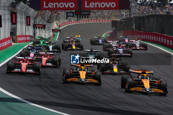 02/11/2024 - start of the race, depart, 81 PIASTRI Oscar (aus), McLaren F1 Team MCL38, 04 NORRIS Lando (gbr), McLaren F1 Team MCL38, 16 LECLERC Charles (mco), Scuderia Ferrari SF-24, action during the Formula 1 Grande Premio de Sao Paulo 2024, 21th round of the 2024 Formula One World Championship from November 1 to 3, 2024 on the Interlagos Circuit, in Sao Paulo, Brazil - F1 - SAO PAULO GRAND PRIX 2024 - FORMULA 1 - MOTORI