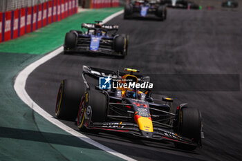 02/11/2024 - 11 PEREZ Sergio (mex), Red Bull Racing RB20, action during the Formula 1 Grande Premio de Sao Paulo 2024, 21th round of the 2024 Formula One World Championship from November 1 to 3, 2024 on the Interlagos Circuit, in Sao Paulo, Brazil - F1 - SAO PAULO GRAND PRIX 2024 - FORMULA 1 - MOTORI