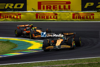 02/11/2024 - 81 PIASTRI Oscar (aus), McLaren F1 Team MCL38, 04 NORRIS Lando (gbr), McLaren F1 Team MCL38, action during the Formula 1 Grande Premio de Sao Paulo 2024, 21th round of the 2024 Formula One World Championship from November 1 to 3, 2024 on the Interlagos Circuit, in Sao Paulo, Brazil - F1 - SAO PAULO GRAND PRIX 2024 - FORMULA 1 - MOTORI