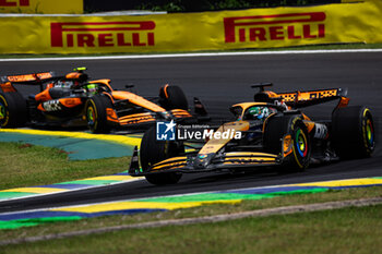 02/11/2024 - 81 PIASTRI Oscar (aus), McLaren F1 Team MCL38, 04 NORRIS Lando (gbr), McLaren F1 Team MCL38, action during the Formula 1 Grande Premio de Sao Paulo 2024, 21th round of the 2024 Formula One World Championship from November 1 to 3, 2024 on the Interlagos Circuit, in Sao Paulo, Brazil - F1 - SAO PAULO GRAND PRIX 2024 - FORMULA 1 - MOTORI