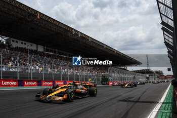 02/11/2024 - start of the race, depart, 81 PIASTRI Oscar (aus), McLaren F1 Team MCL38, action 04 NORRIS Lando (gbr), McLaren F1 Team MCL38, action 01 VERSTAPPEN Max (nld), Red Bull Racing RB20, action during the Formula 1 Grande Premio de Sao Paulo 2024, 21th round of the 2024 Formula One World Championship from November 1 to 3, 2024 on the Interlagos Circuit, in Sao Paulo, Brazil - F1 - SAO PAULO GRAND PRIX 2024 - FORMULA 1 - MOTORI