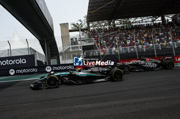 02/11/2024 - 44 HAMILTON Lewis (gbr), Mercedes AMG F1 Team W15, action 27 HULKENBERG Nico (ger), Haas F1 Team VF-24 Ferrari, action during the Formula 1 Grande Premio de Sao Paulo 2024, 21th round of the 2024 Formula One World Championship from November 1 to 3, 2024 on the Interlagos Circuit, in Sao Paulo, Brazil - F1 - SAO PAULO GRAND PRIX 2024 - FORMULA 1 - MOTORI