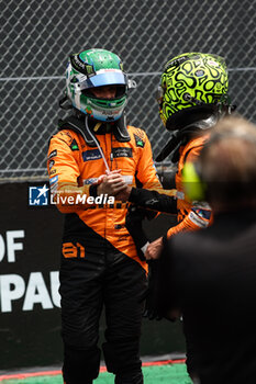 02/11/2024 - NORRIS Lando (gbr), McLaren F1 Team MCL38, portrait PIASTRI Oscar (aus), McLaren F1 Team MCL38, portrait during the Formula 1 Grande Premio de Sao Paulo 2024, 21th round of the 2024 Formula One World Championship from November 1 to 3, 2024 on the Interlagos Circuit, in Sao Paulo, Brazil - F1 - SAO PAULO GRAND PRIX 2024 - FORMULA 1 - MOTORI