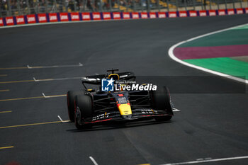 02/11/2024 - 01 VERSTAPPEN Max (nld), Red Bull Racing RB20, action during the Formula 1 Grande Premio de Sao Paulo 2024, 21th round of the 2024 Formula One World Championship from November 1 to 3, 2024 on the Interlagos Circuit, in Sao Paulo, Brazil - F1 - SAO PAULO GRAND PRIX 2024 - FORMULA 1 - MOTORI